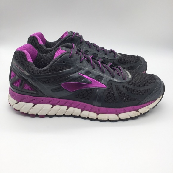 brooks ariel 19